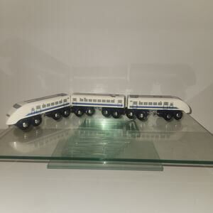 BRIO 33417 Shinkansen Style High Speed Passenger Train Cars – 3pc Set
